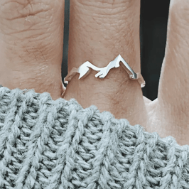 a close up of a statue